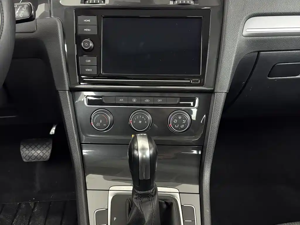 Volkswagen Golf 2019 280TSI DSG Comfort China VI фото 14