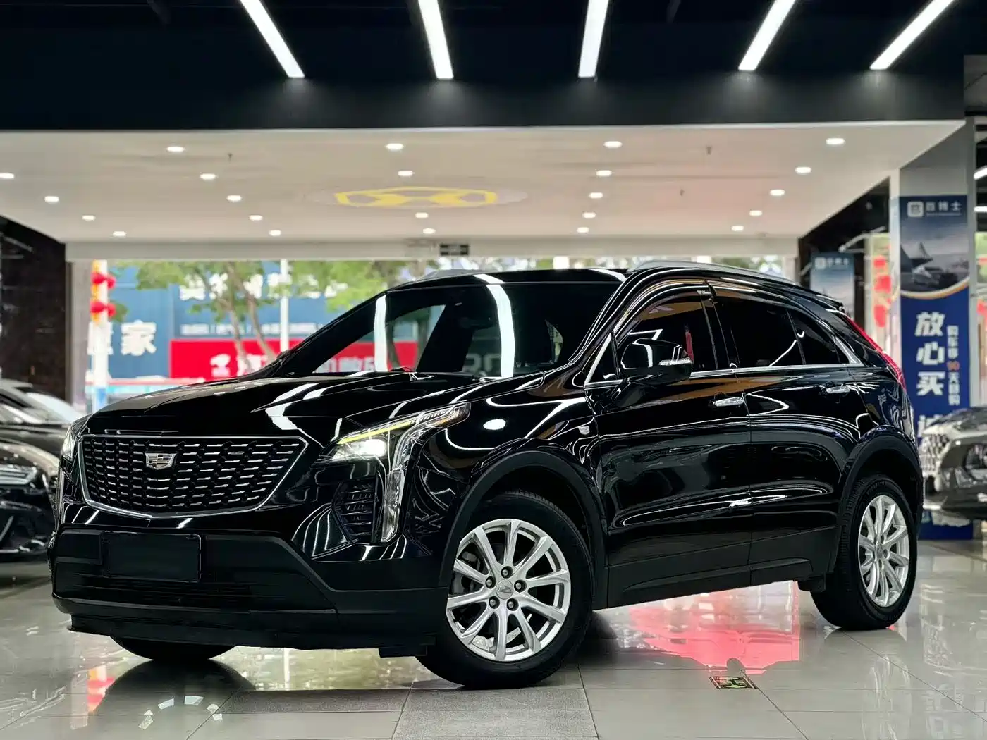 Cadillac XT4 2018 Model 28T 2WD Technology