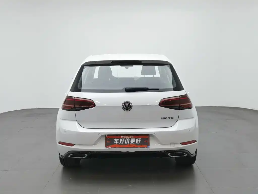 Volkswagen Golf 2018 230TSI Automatic Luxury 4