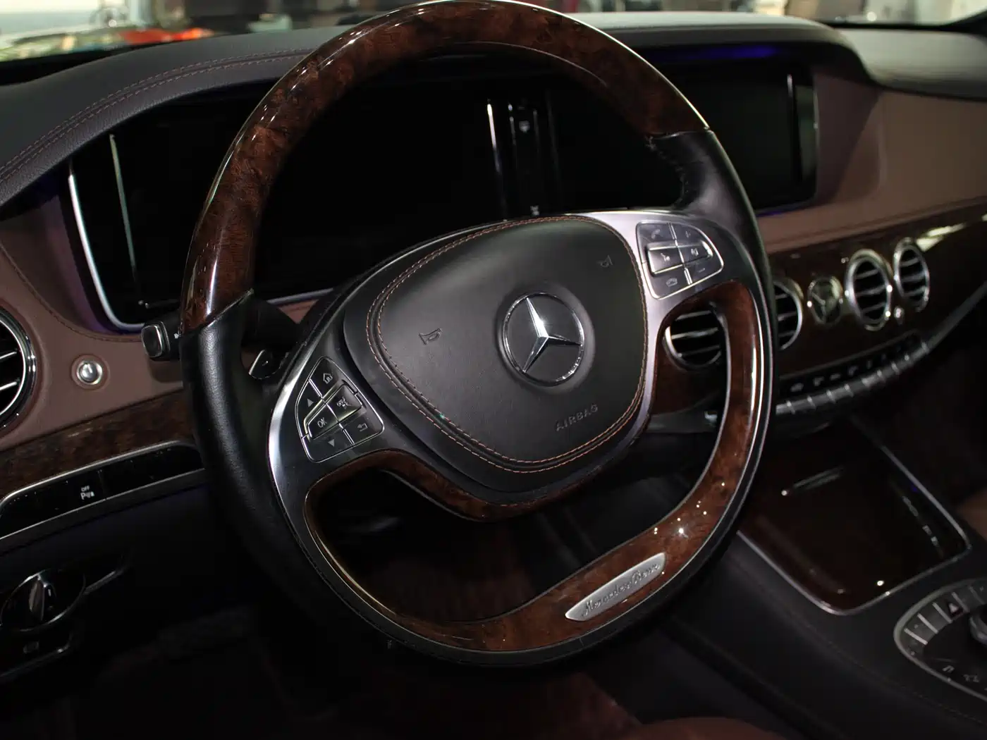 Mercedes-Benz S-Class 2017 S 320 L Business фото 39