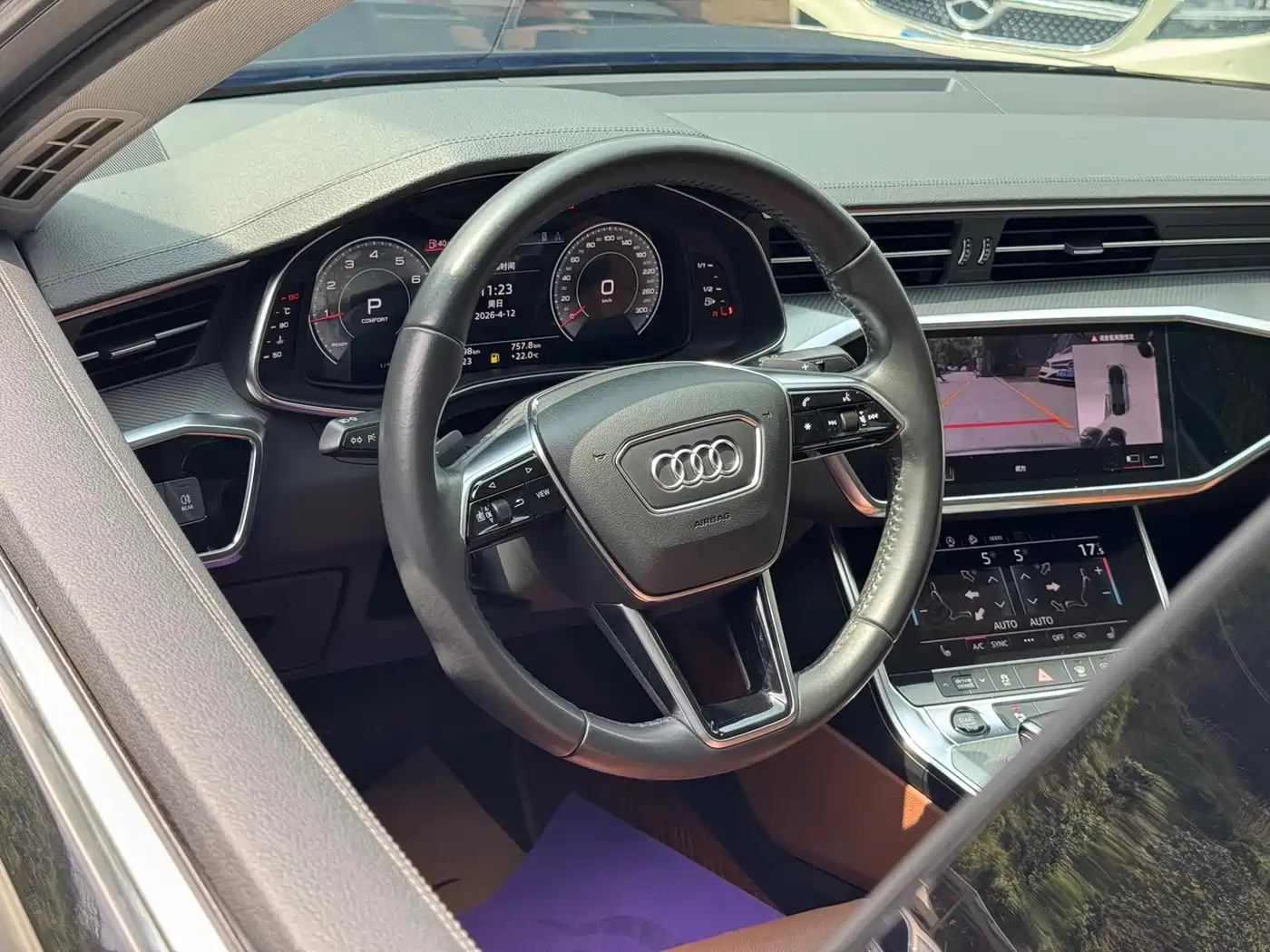 Фото 37 - Audi A6L