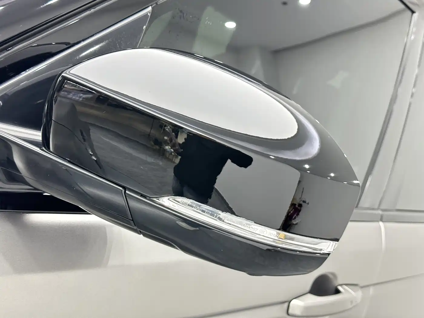 Land Rover Range Rover Sport 2020 3.0 L6 SE фото 18