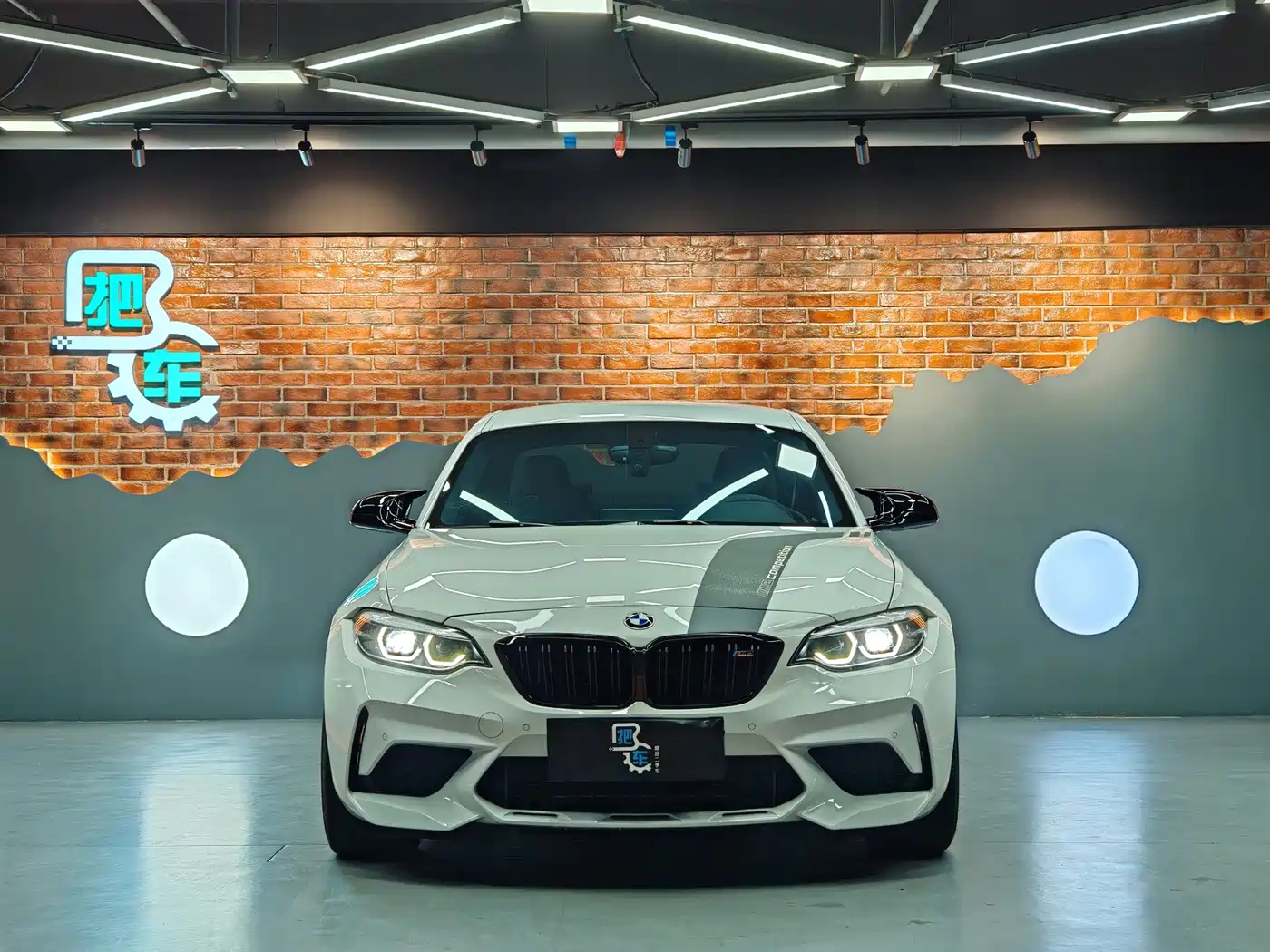 Фото 2 - BMW M2