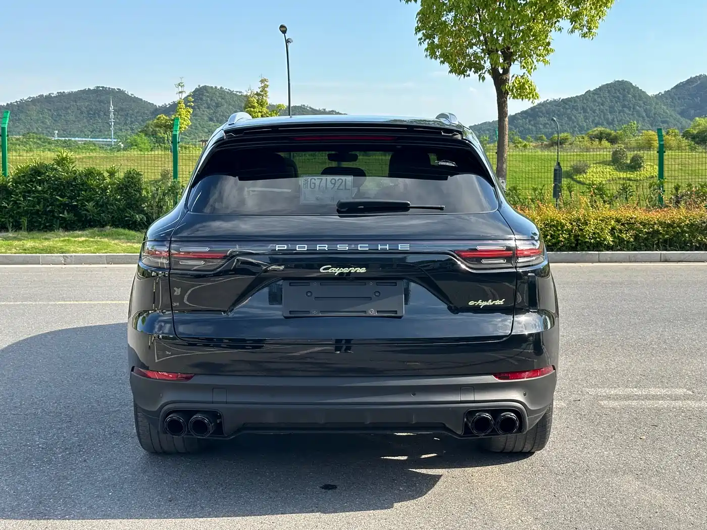 Porsche Cayenne New Energy 2019 Cayenne E-Hybrid 2.0T фото 16