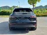 Photo 16 - Porsche Cayenne New Energy