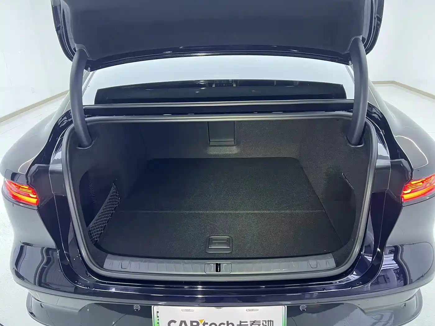 Voyah Auto VOYAH Zhuiguang 2024 PHEV AWD Ultra Long Range Flagship фото 31