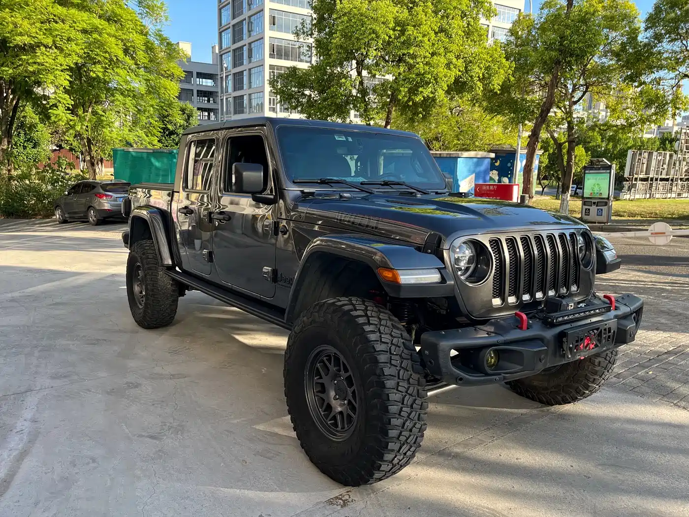 Jeep Gladiator 2023 2022 3.6L Pioneer Edition
