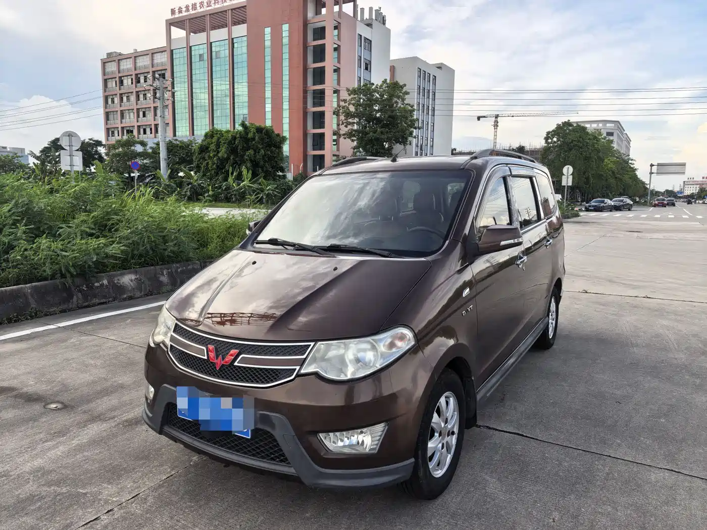 Wuling Motors Wuling Hongguang 2014 2014 1.5L S Luxury