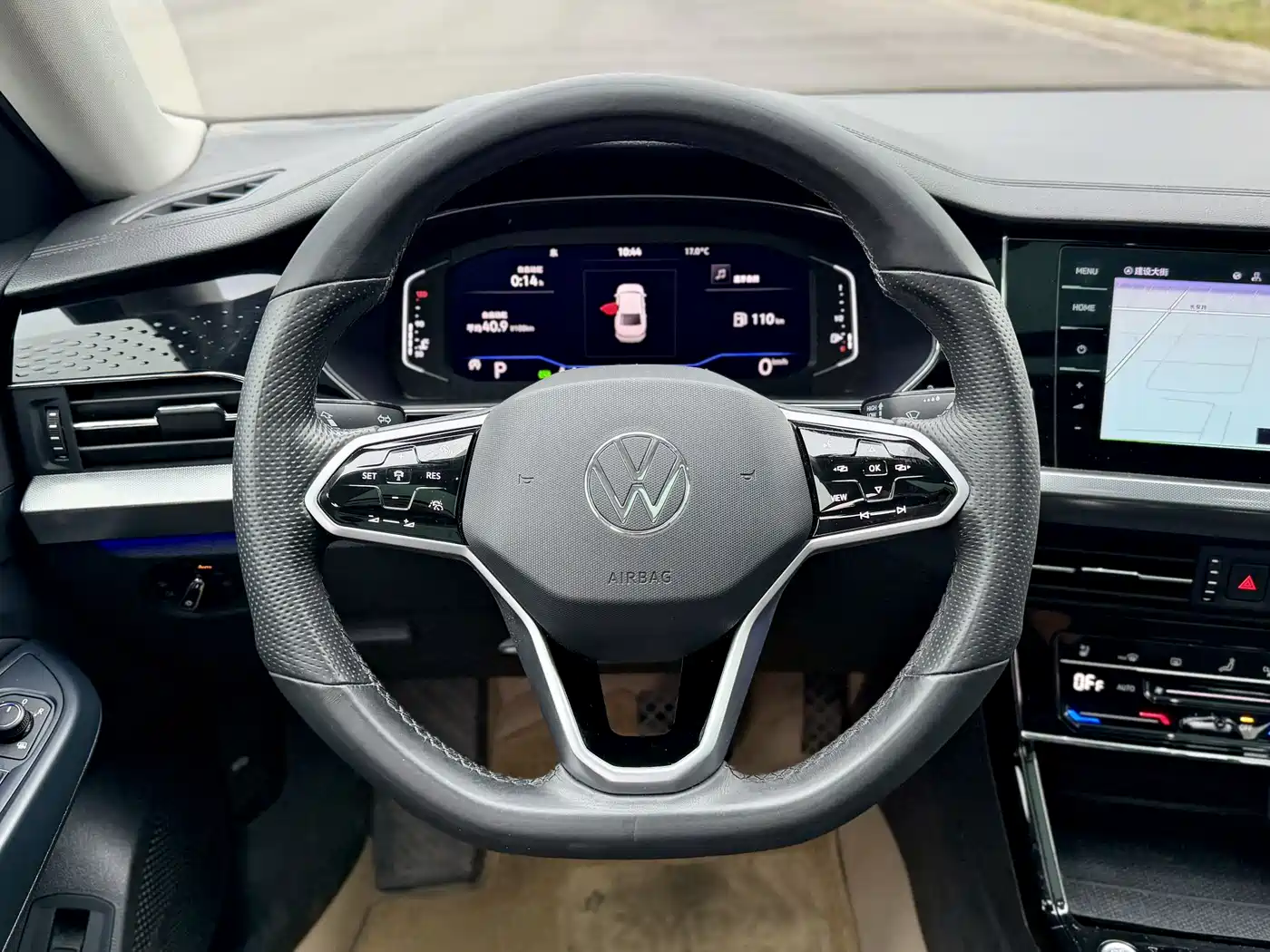 Volkswagen Passat 2023 Facelift 330TSI Starlight Premium Edition фото 7