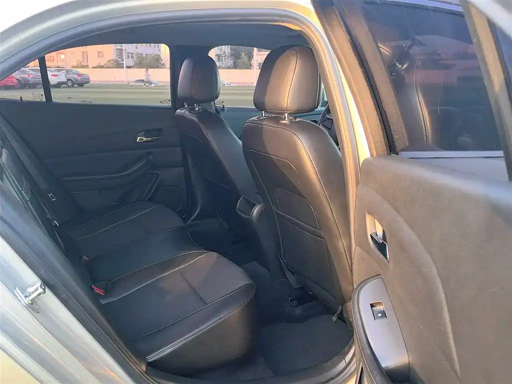 Chevrolet Malibu 2014 1.6T Automatic Comfort фото 9