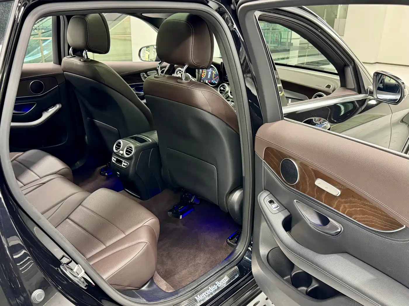 Mercedes-Benz GLC 2020 Facelift GLC 300 L 4MATIC Dynamic фото 15