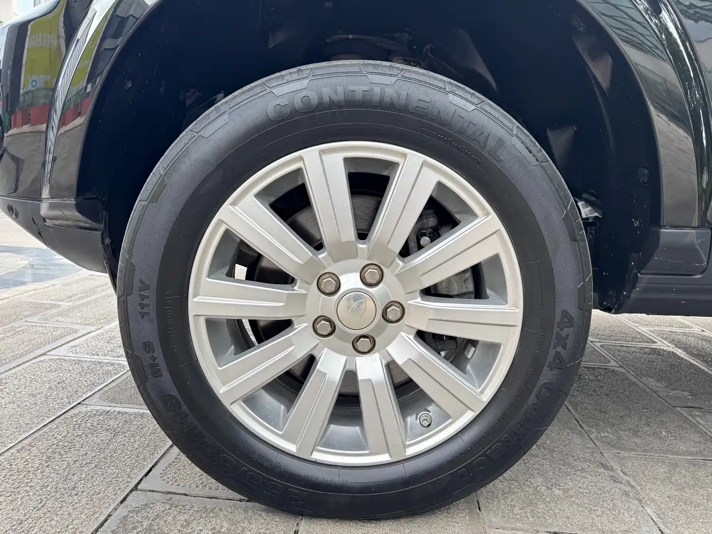 Land Rover Discovery 2015 3.0 SDV6 HSE Diesel фото 7