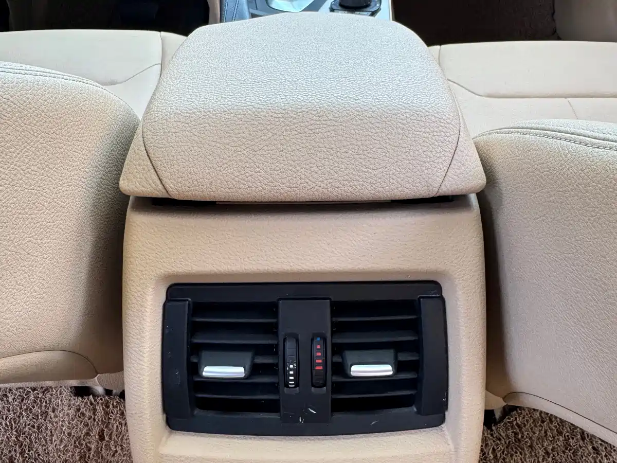 BMW 3 Series 2014 320Li Fashion фото 15