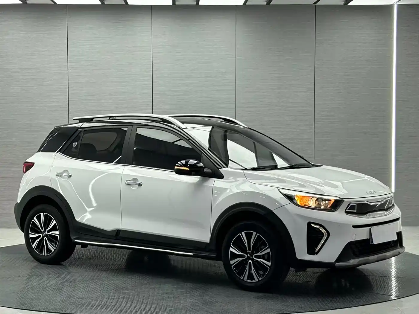 Kia KX1 2021 1.4L CVT Sunroof Version фото 6