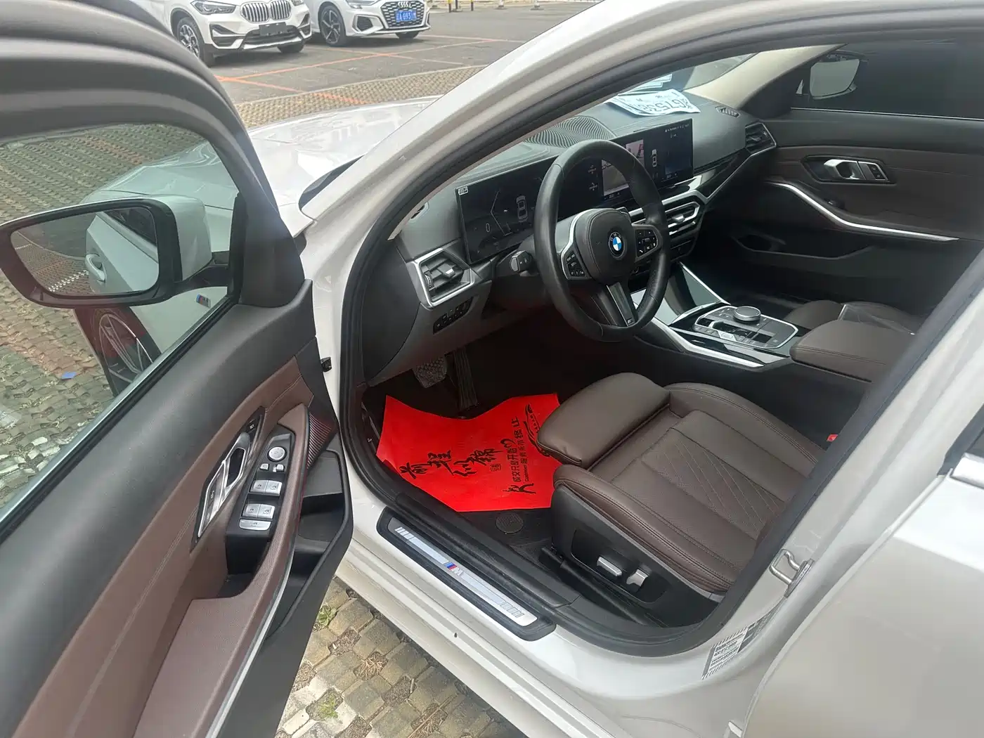 BMW 3 Series 2023 320Li M Sport Package фото 7