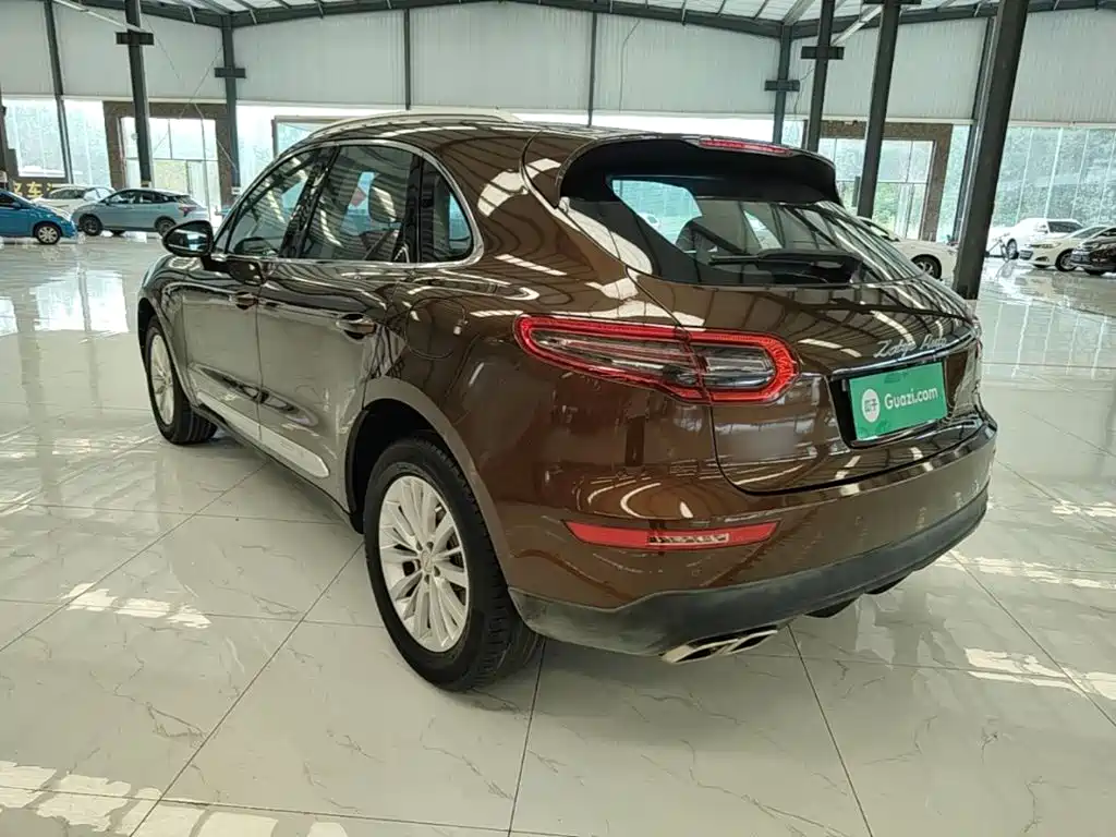 2018 Zotye SR9