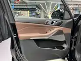 Фото 19 - BMW X7