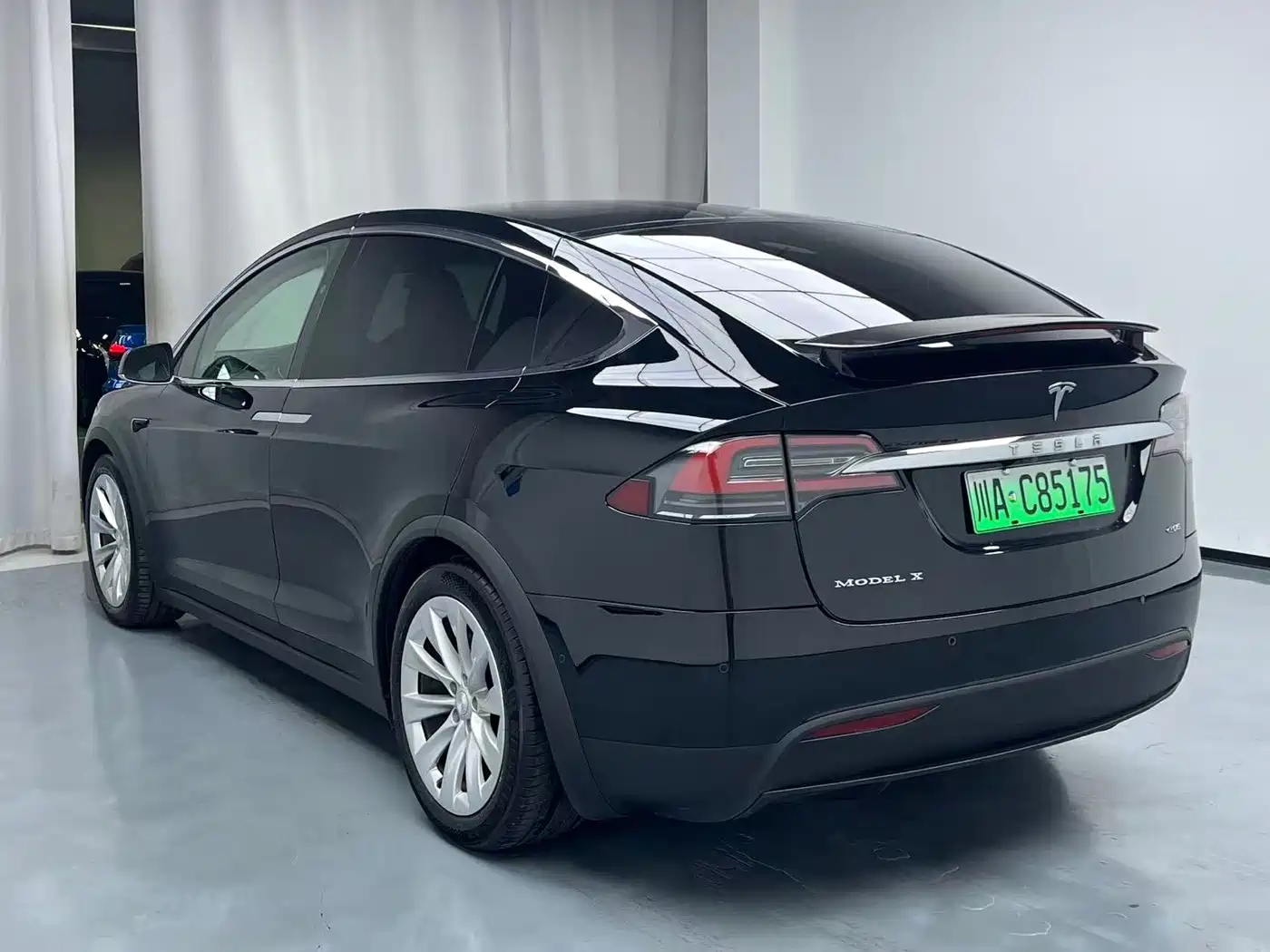 Фото 7 - Tesla Model X