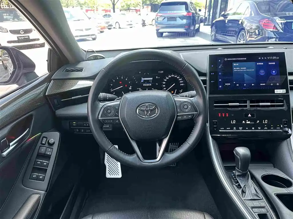 TOYOTA ASIAN DRAGON
