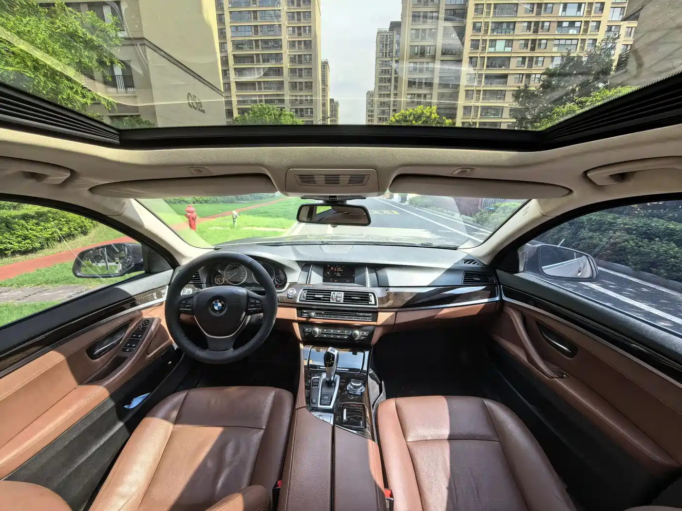 BMW 5 Series 2017 525Li Leading Edition фото 6