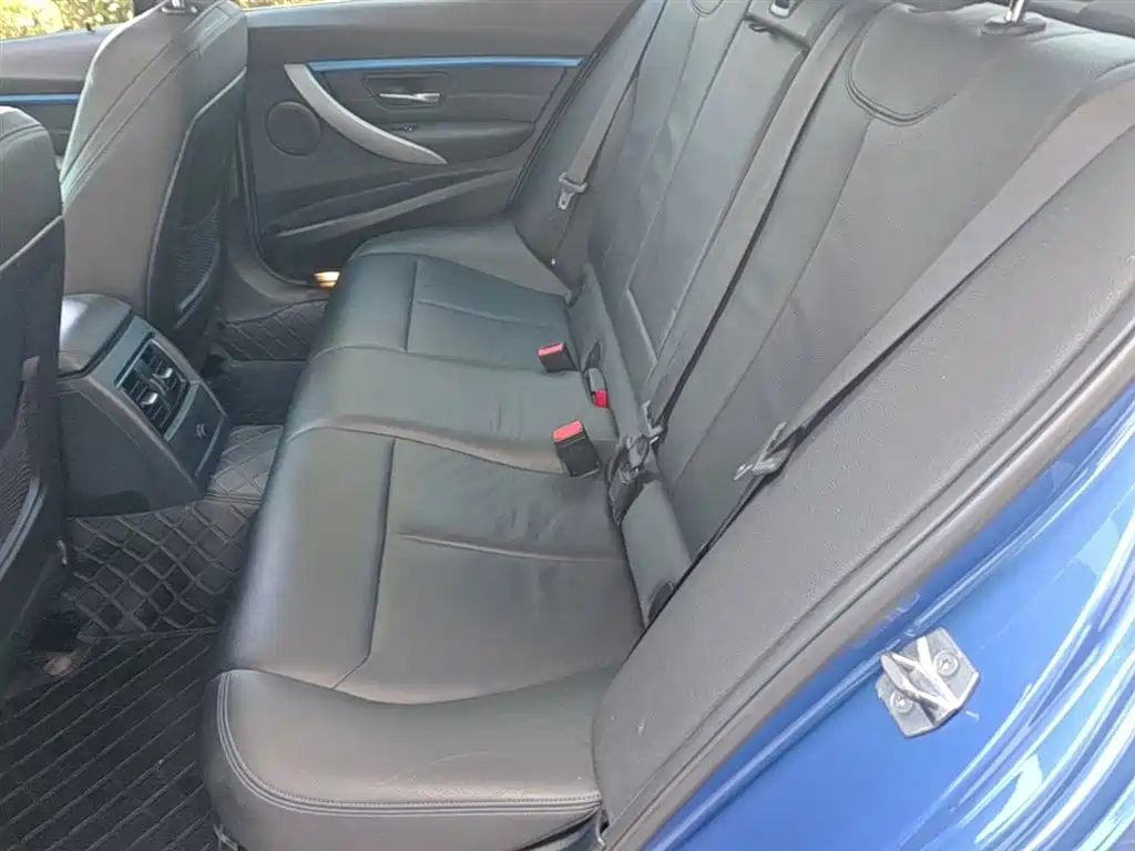 BMW 3 Series 2019 320i M Sport Package фото 17