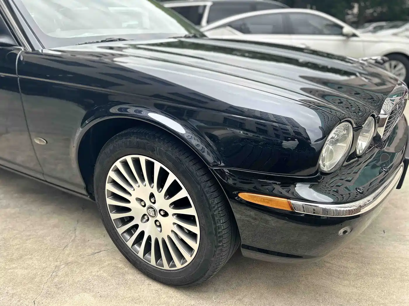 Jaguar XJ 2006 2005 Model XJ6L 3.0