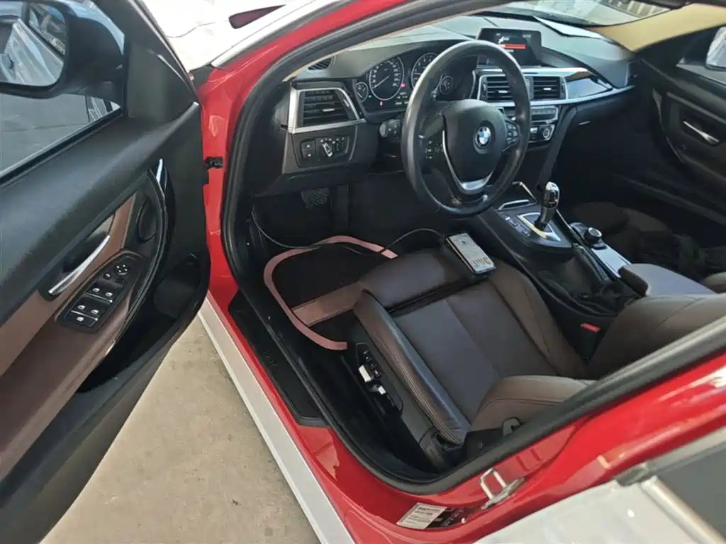 BMW 3 Series 2018 320Li Fashion Style фото 16