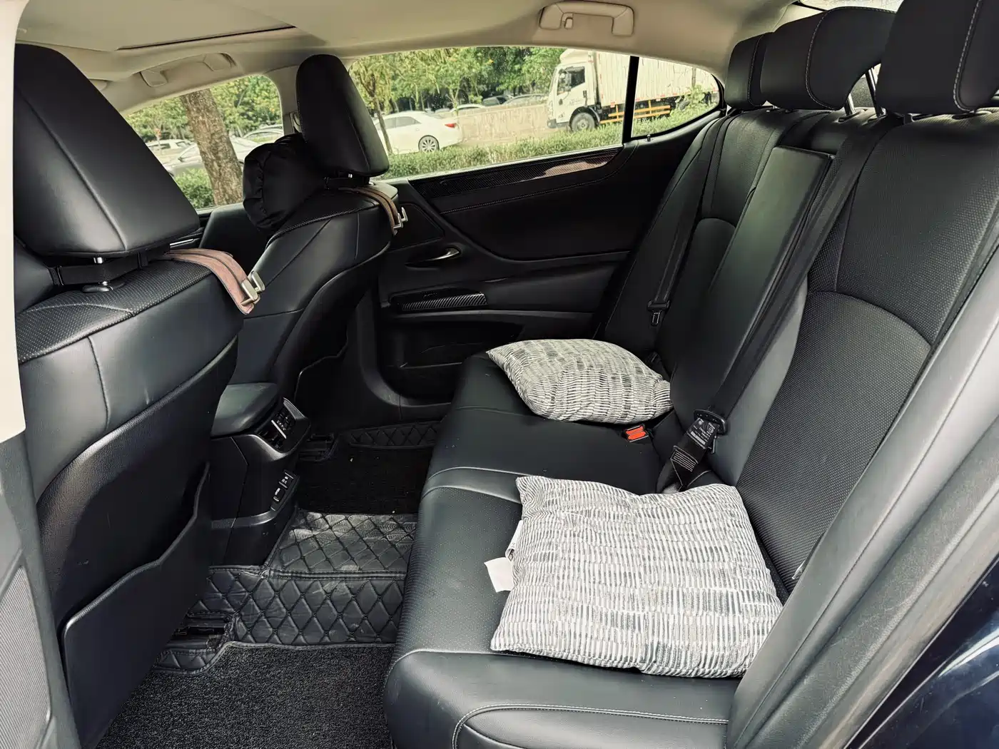 Lexus ES 2020 200 Excellence фото 21