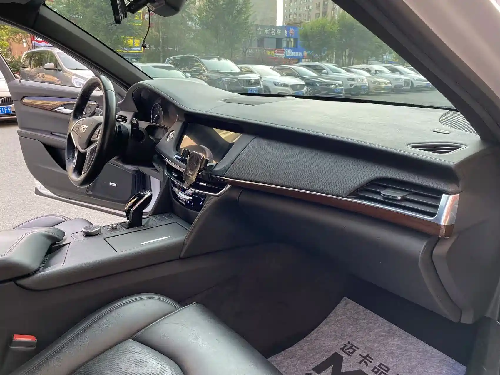 Фото 5 - Cadillac CT6