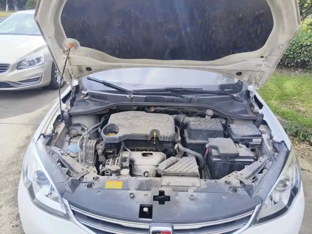 Roewe 360 2015 2015 1.5L Automatic Luxury