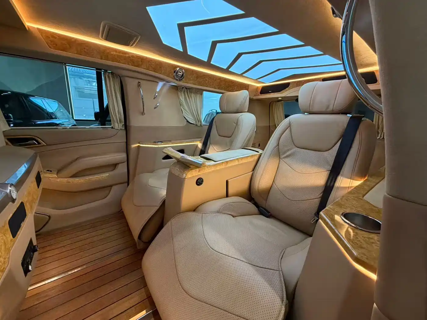 Daolangge GMC Yukon 2018 2016 Model 5.3L XL Luxury Premium Extended 4WD