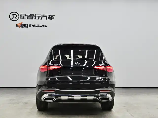 Mercedes-Benz GLC 2023 Facelift GLC 260 L 4MATIC Luxury 5-Seater — фото 4
