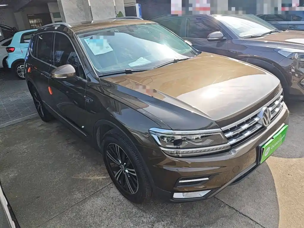 Фото 4 - Volkswagen Tiguan L