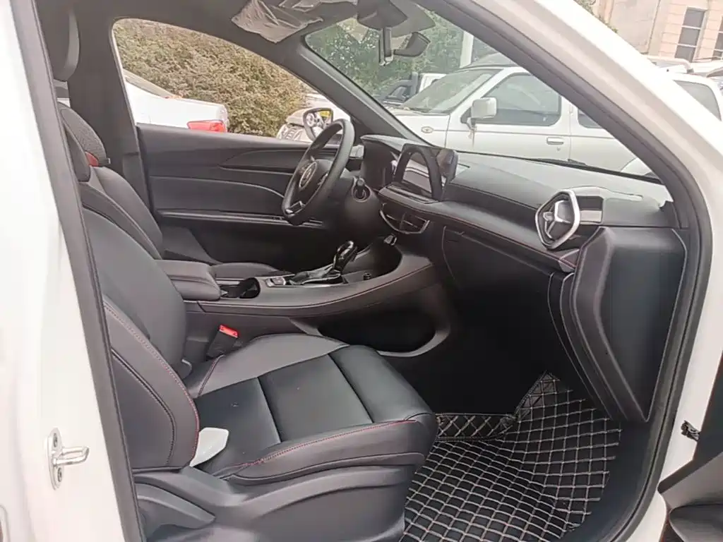 MG MG5 2025 2026 180DVVT Global Pioneer Edition