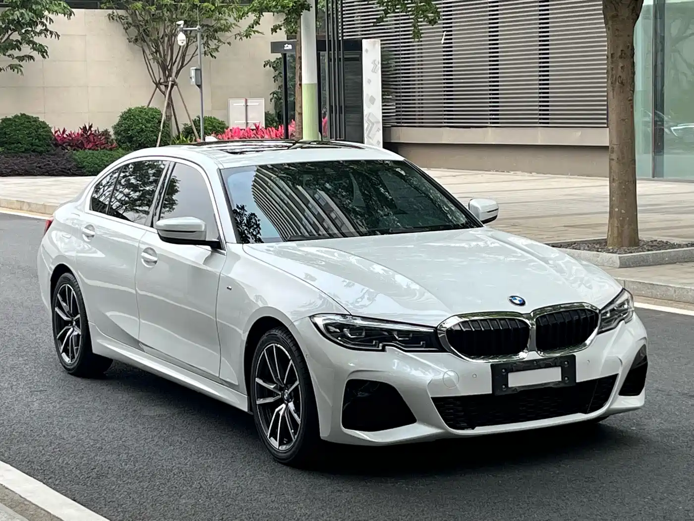 BMW 3 Series 2021 Facelift 325Li M Sport Package фото 2