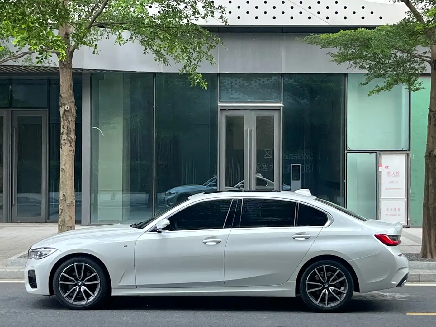 BMW 3 Series 2021 Facelift 325Li M Sport Package фото 9
