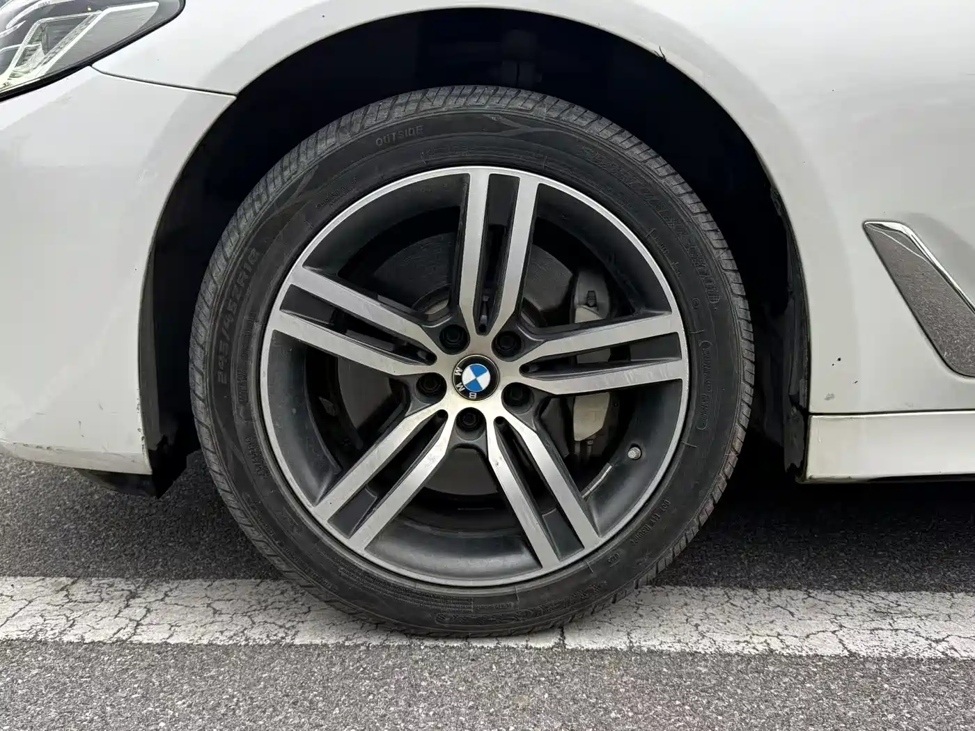 BMW 5 Series 2023 530Li Leading Luxury Package фото 8