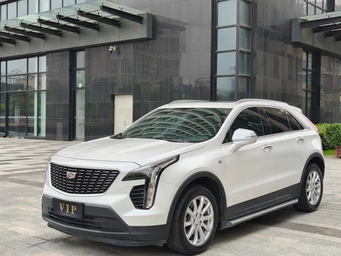 Cadillac XT4 2019 2018 Model 28T 2WD Technology