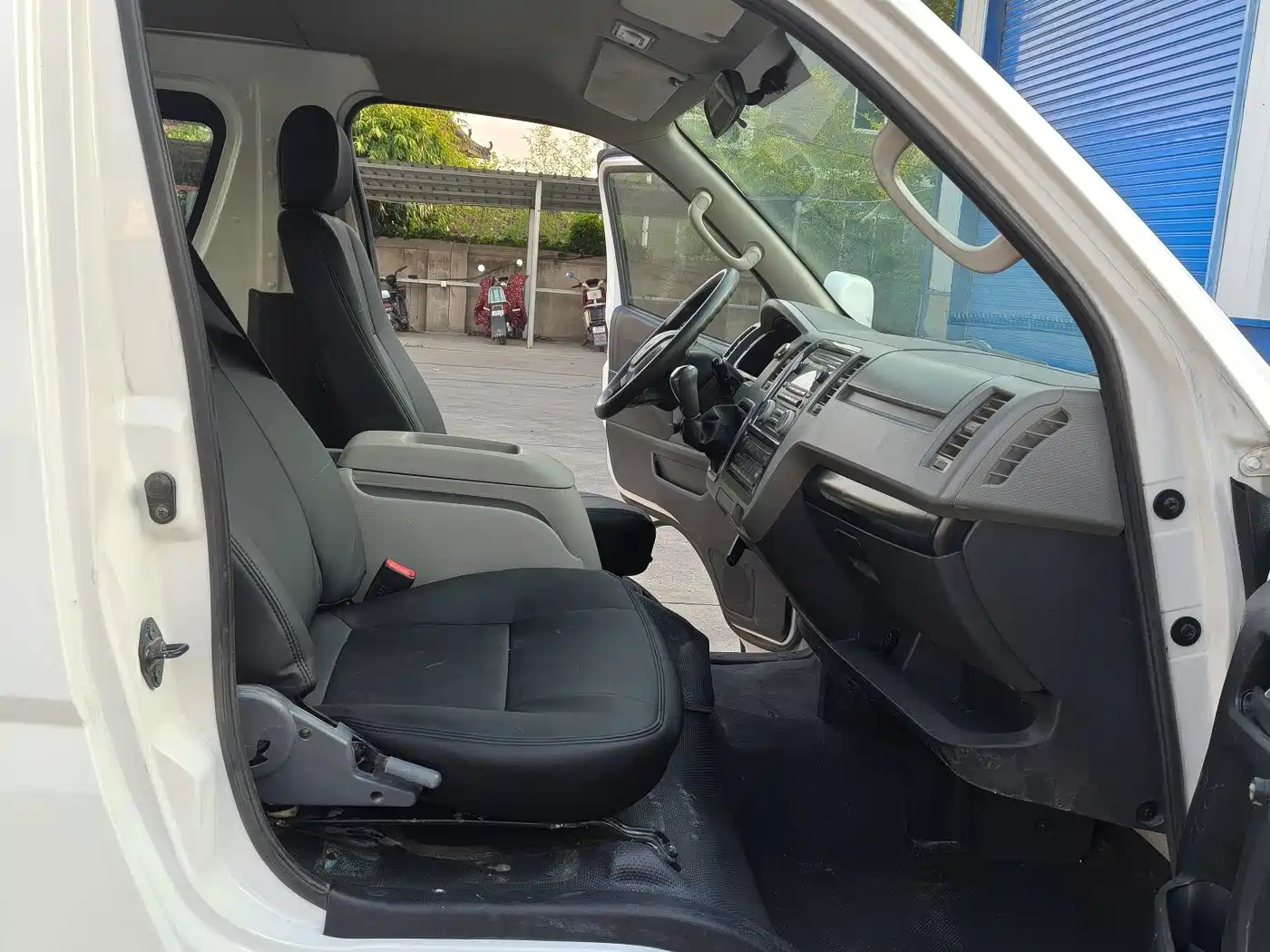 Foton Fengjing G7 2018 2017 2.0L Short Wheelbase Commercial Version Van Flat Roof 6-Seater 4Q20M