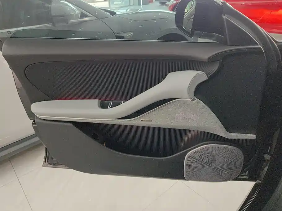 Фото 7 - NIO ET5T