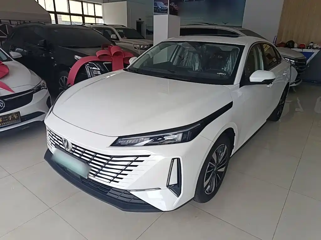Changan Eado PHEV 2025 Smart New Blue Whale 145KM Battleship Edition