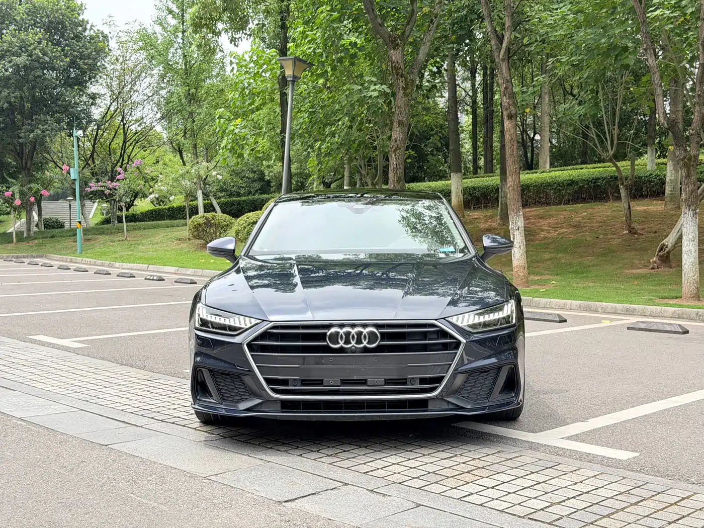 Фото 2 - Audi A7