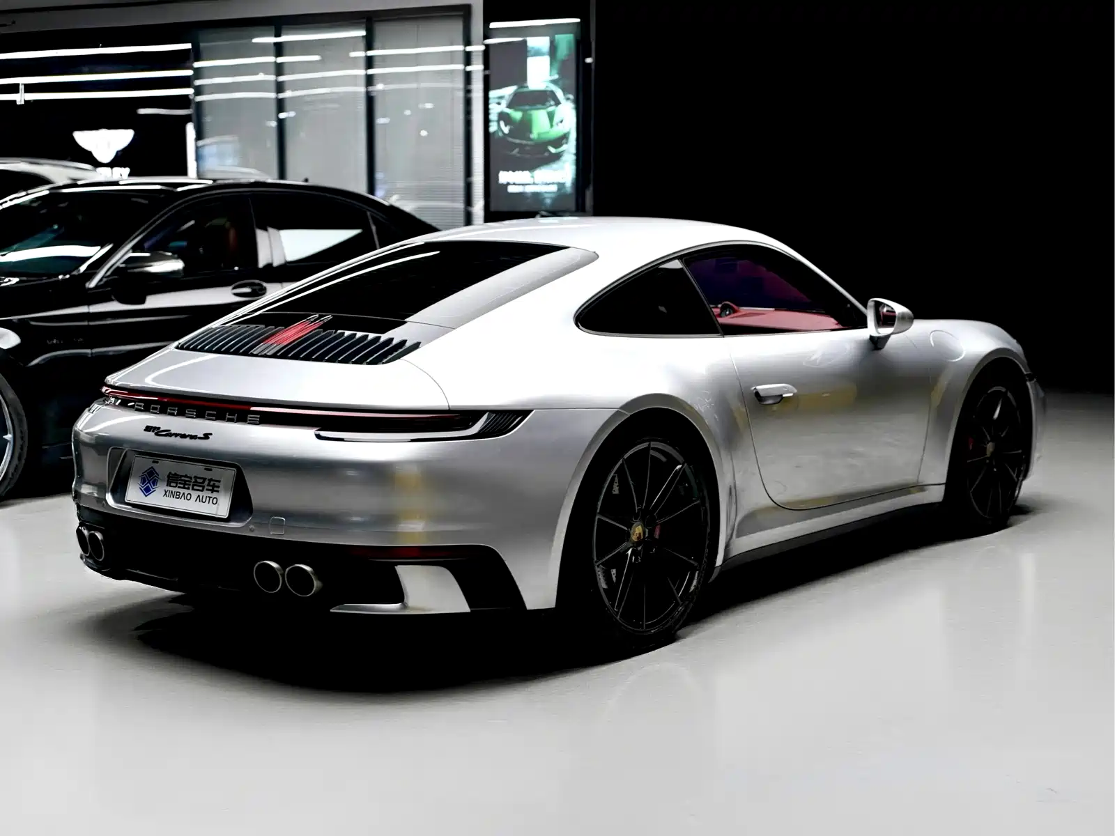 Фото 4 - Porsche 911