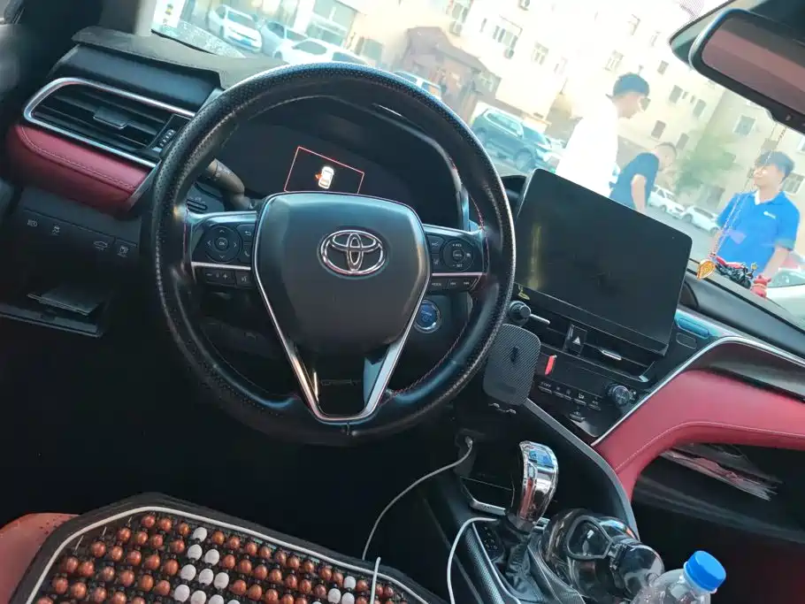 صورة 15 - Toyota Camry