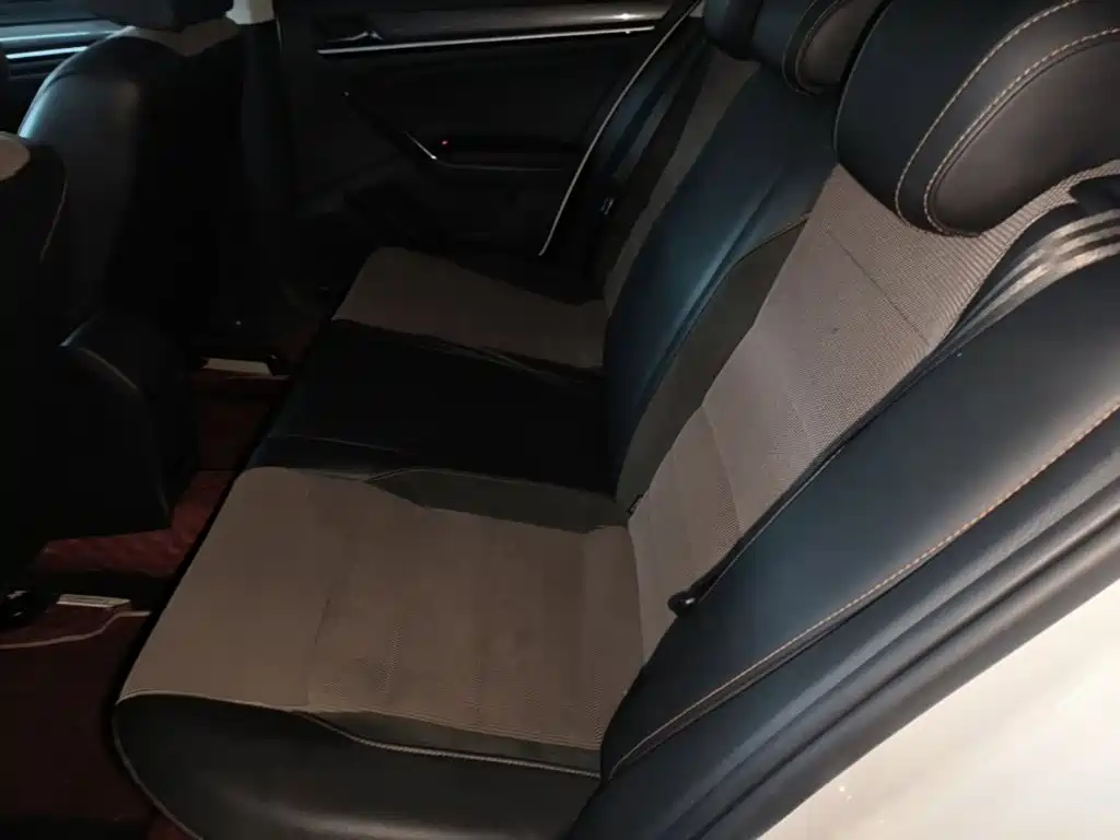 Volkswagen C-TREK 2019 2018 230TSI DSG Comfort