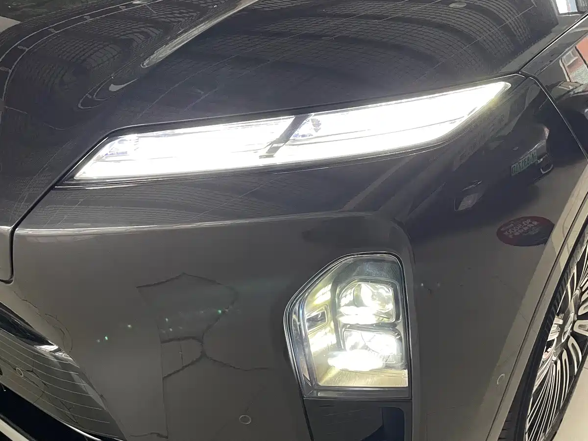 NIO ES8 2025 2025 Model 6-Seat Executive Luxury Edition