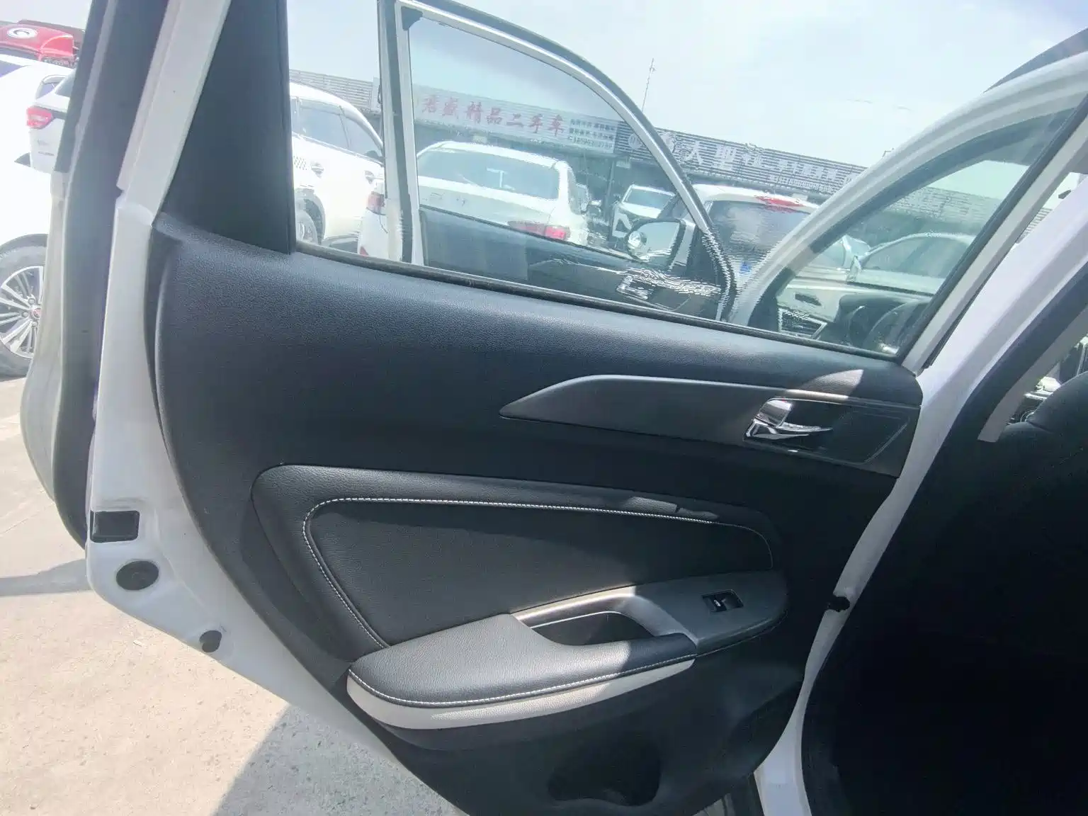 Фото 28 - Changan CS35