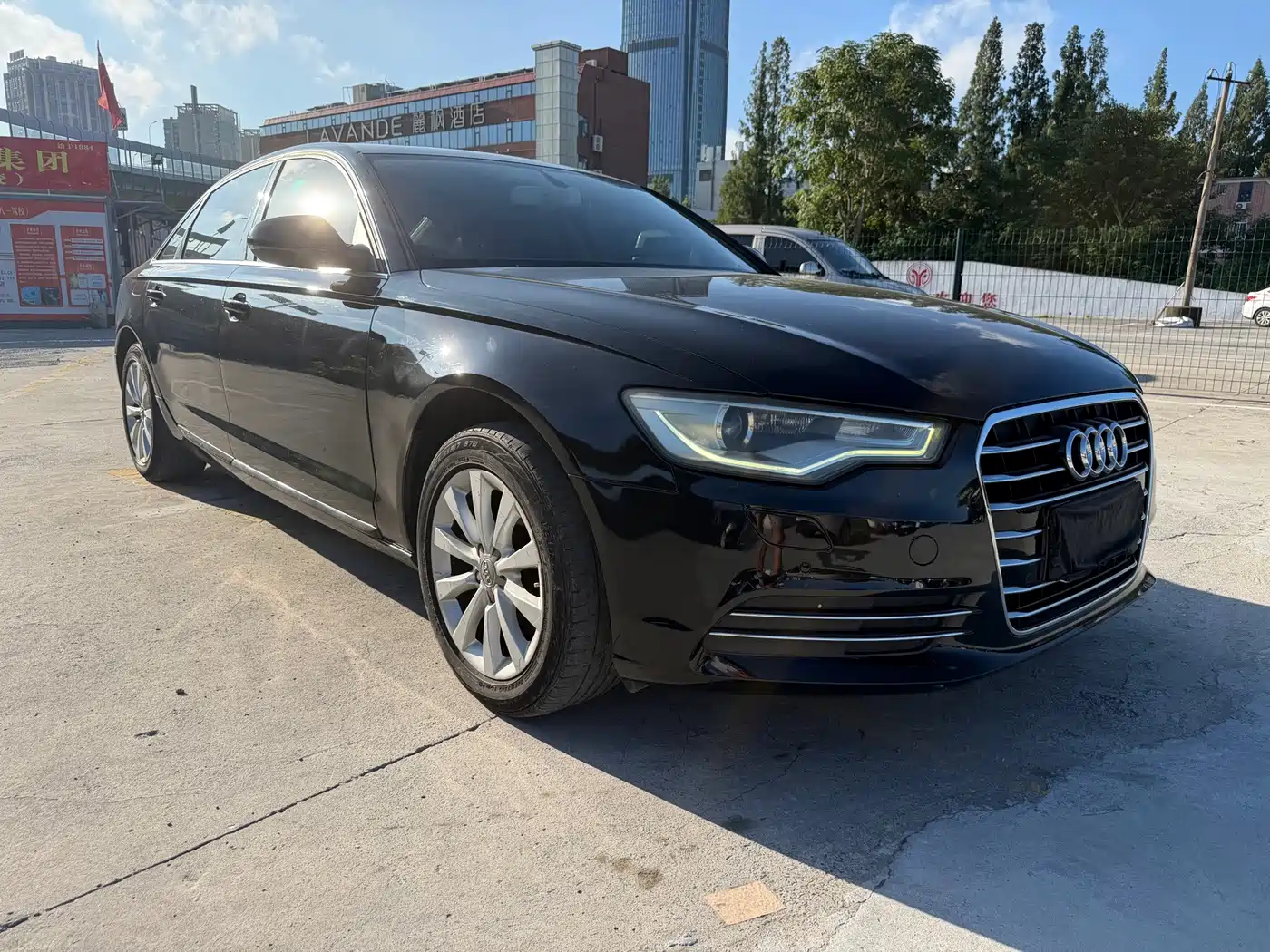 Фото 3 - Audi A6L