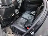 Photo 11 - Chevrolet Equinox