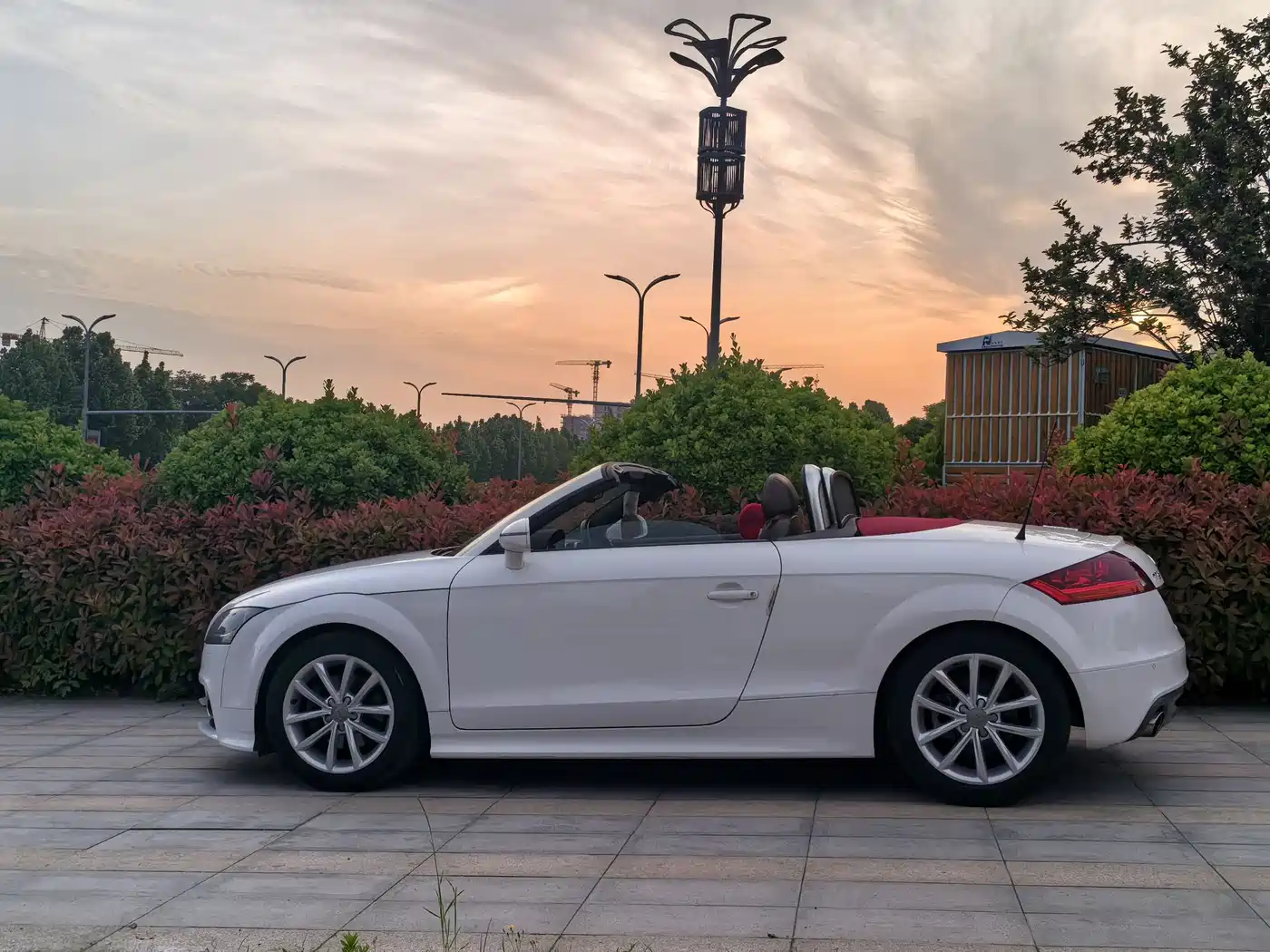 Audi TT 2013 TT Roadster 45 TFSI фото 11